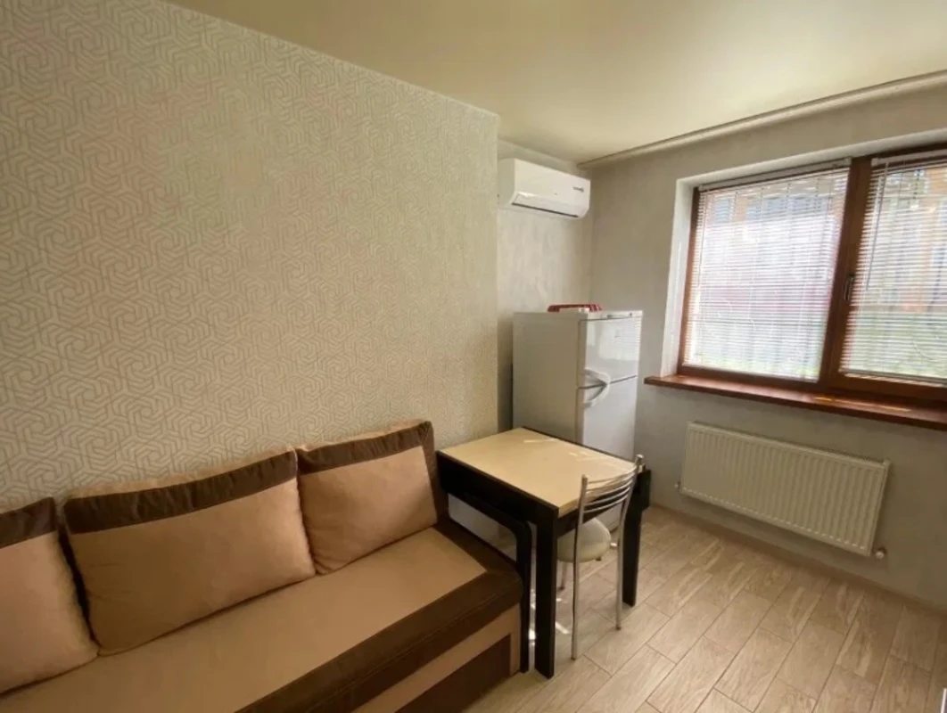 Apartments for sale. 1 room, 35 m², 10 floors. Hovorova Marshala ul., Odesa. 