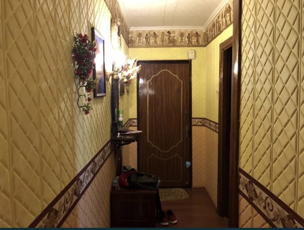 Apartments for sale. 3 rooms, 54 m², 3rd floor/5 floors. Bolshoy Fontan  Fontanskaya Doroha , Odesa. 