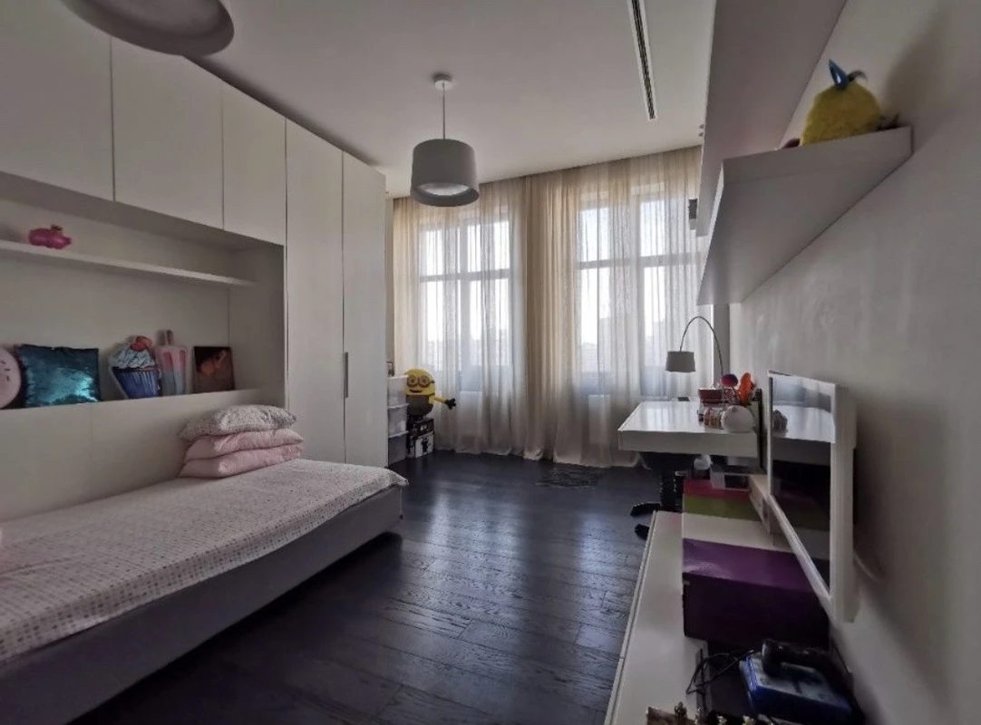 Продаж квартири. 2 rooms, 117 m², 8th floor/22 floors. 1, Генуэзская ул., Одеса. 