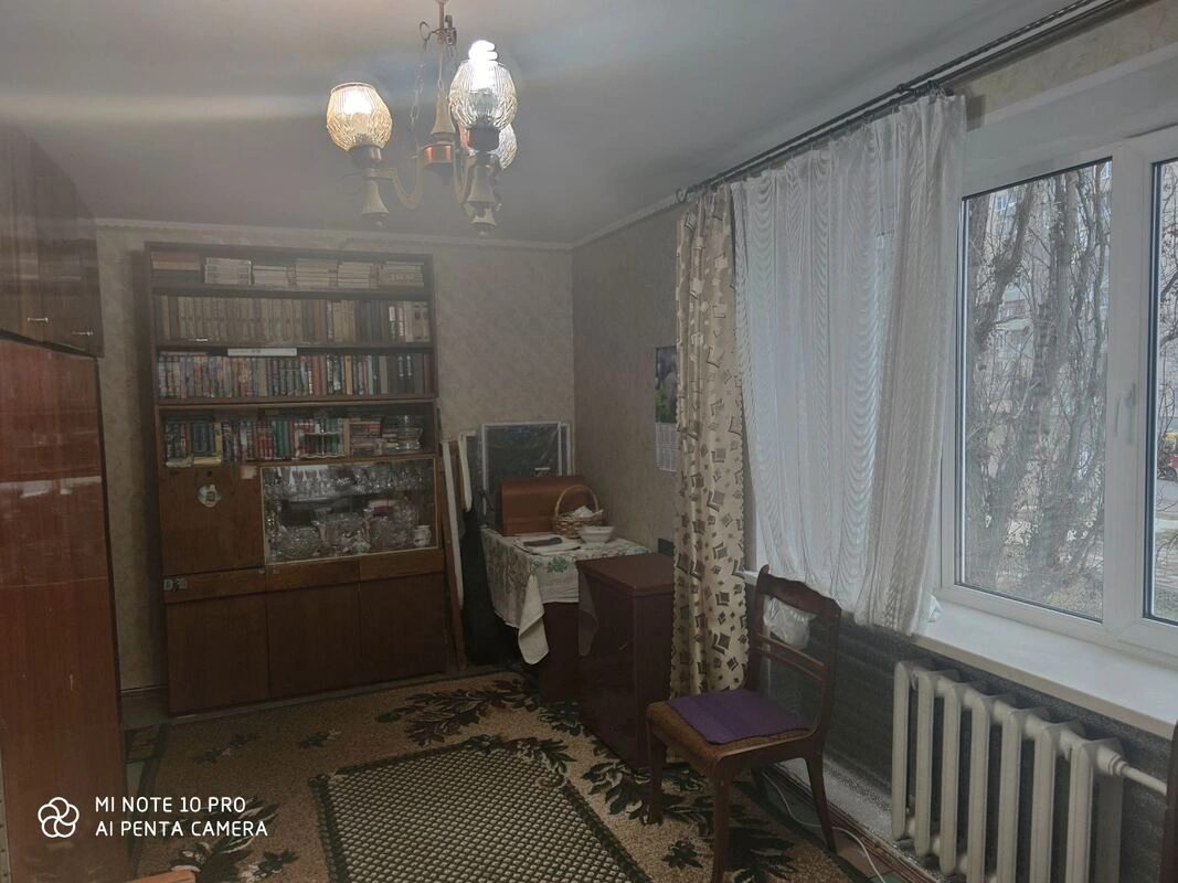 Продаж квартири 2 кімнати, 62 m², 2 пов./9 поверхів. 24, Давида Ойстраха ул., Одеса. 