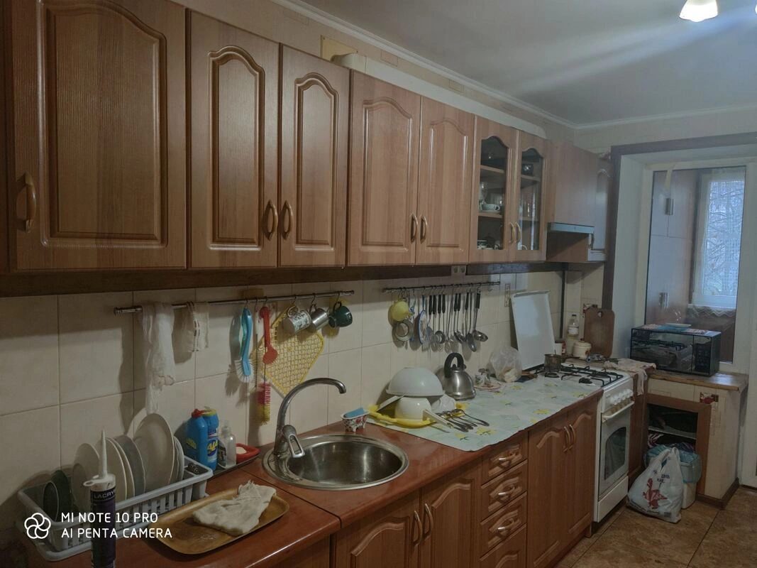Apartments for sale. 2 rooms, 62 m², 2nd floor/9 floors. 24, Davyda Oystrakha ul., Odesa. 
