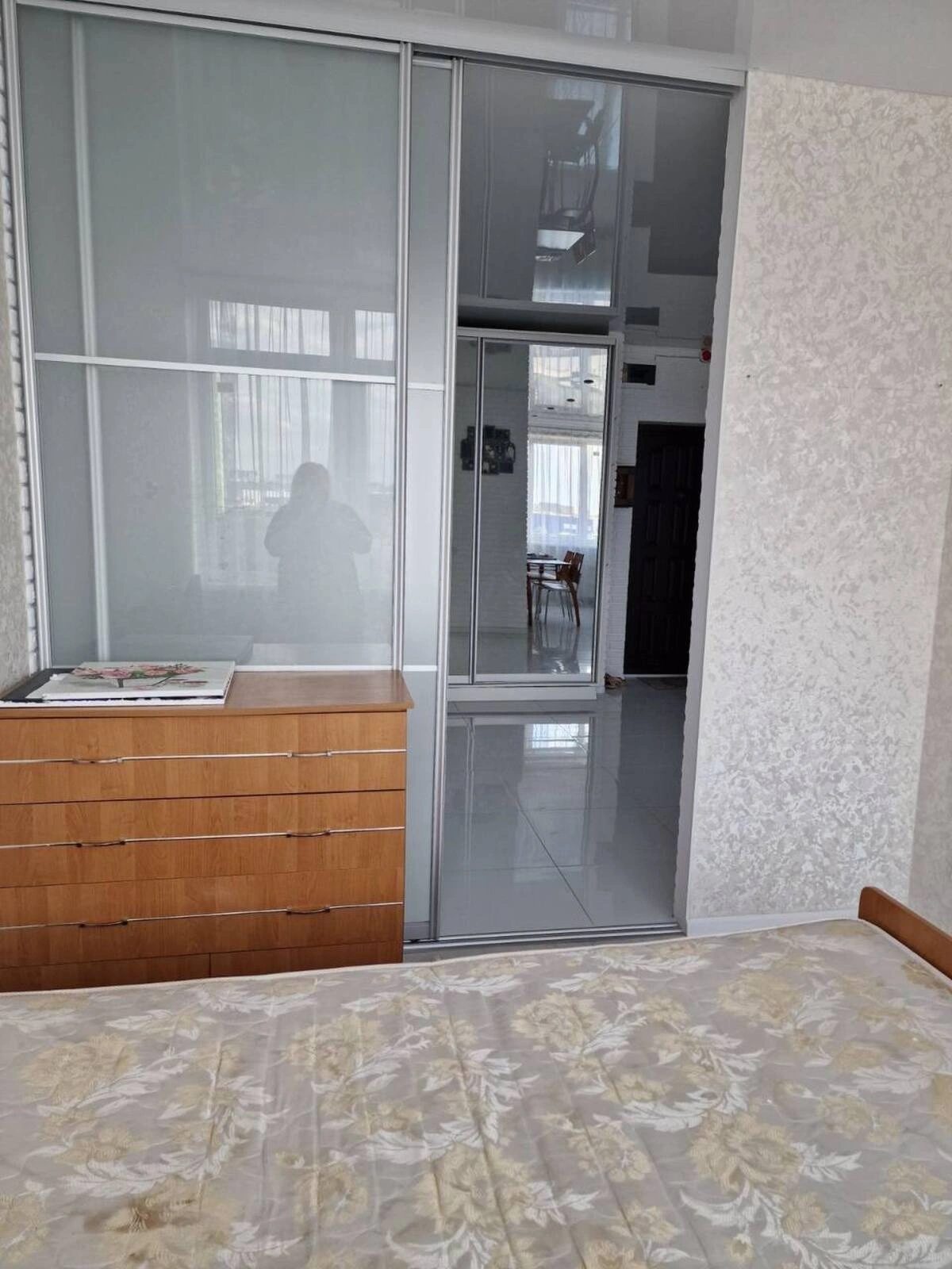 Продаж квартири. 1 room, 40 m², 4th floor/19 floors. 1, Жемчужная ул., Одеса. 