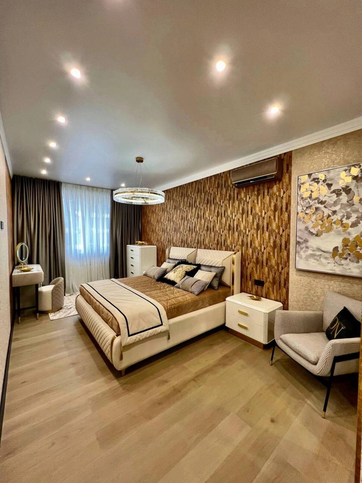 Продаж квартири. 3 rooms, 88 m², 18 floor/24 floors. 3, Генуэзская ул., Одеса. 