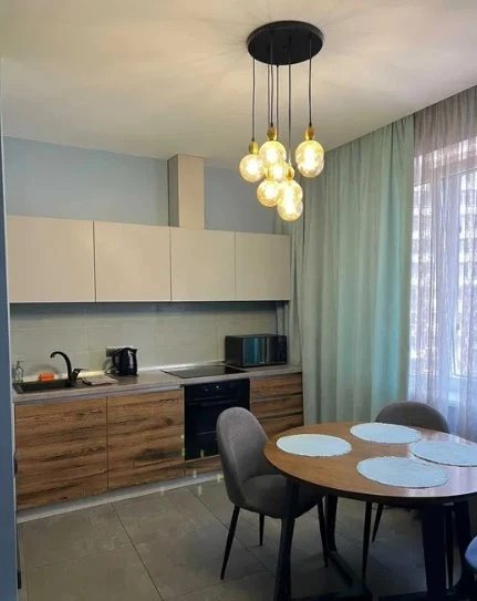 Apartments for sale. 1 room, 48 m², 4th floor/25 floors. 16, Kamanyna ul., Odesa. 