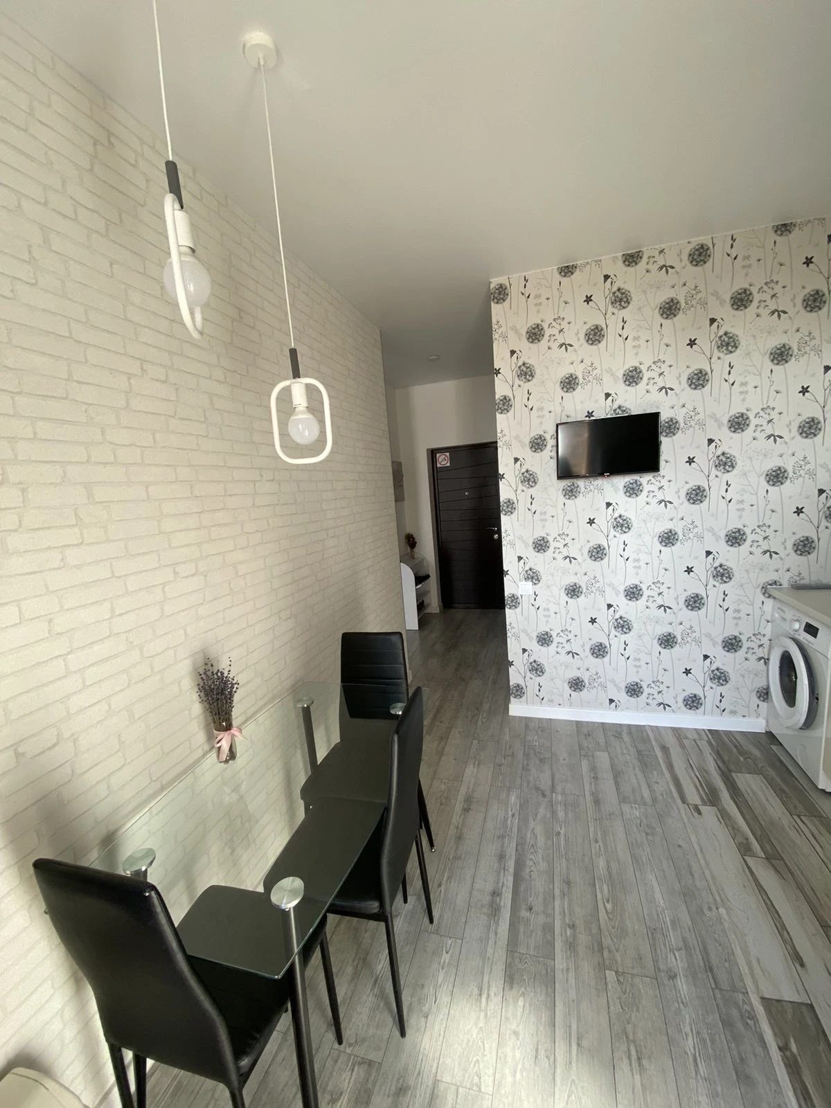 Продаж квартири. 2 rooms, 74 m², 14 floor/24 floors. 1, Курортный пер , Одеса. 