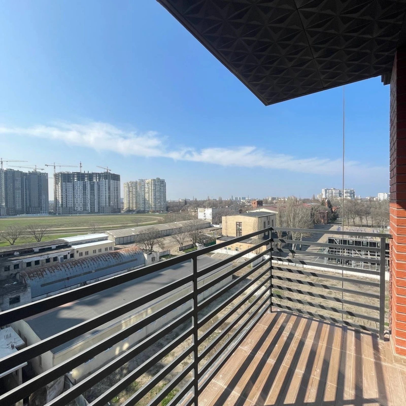 Apartments for sale. 3 rooms, 127 m², 8th floor/10 floors. 6, Bolshoy Fontan  Fontanskaya Doroha , Odesa. 