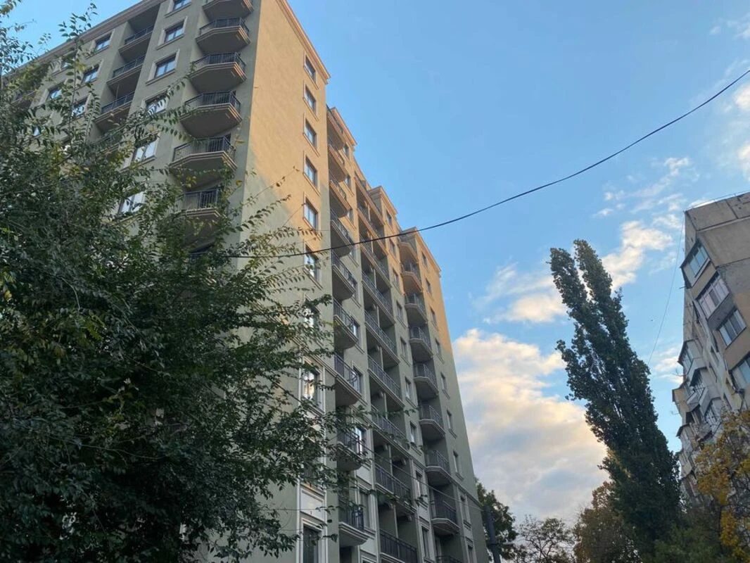 Продаж квартири. 1 room, 50 m², 8th floor/12 floors. 2, Куликовский 2 пер., Одеса. 