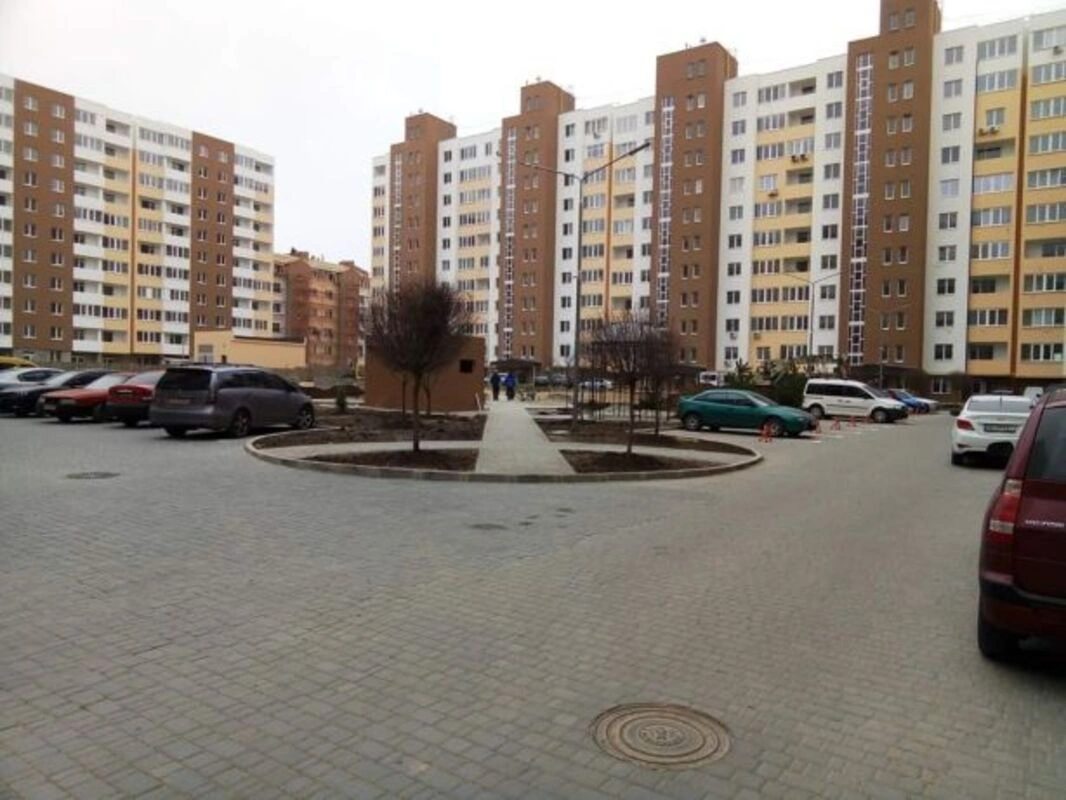 Apartments for sale 3 rooms, 87 m², 2nd fl./10 floors. 9, Kotovskoho Pos.  Sakharova ul., Odesa. 