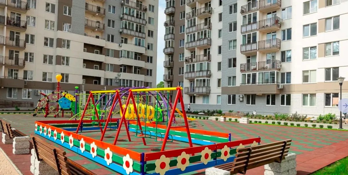Apartments for sale. 3 rooms, 97 m², 16 floor/24 floors. 90, Lyustdorfskaya Doroha , Odesa. 