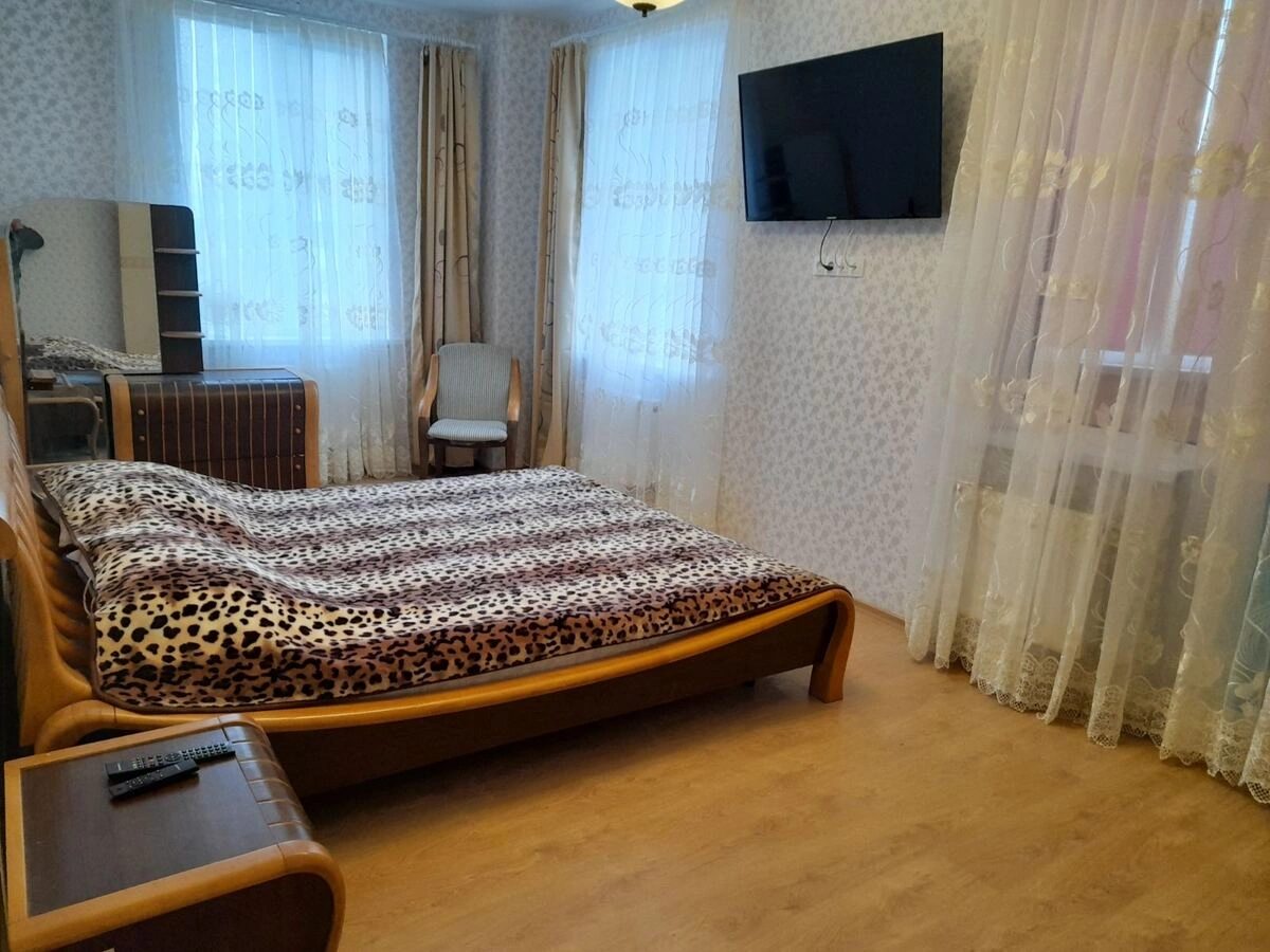 Apartments for sale. 3 rooms, 110 m², 5th floor/16 floors. 55, Lyustdorfskaya Doroha , Odesa. 