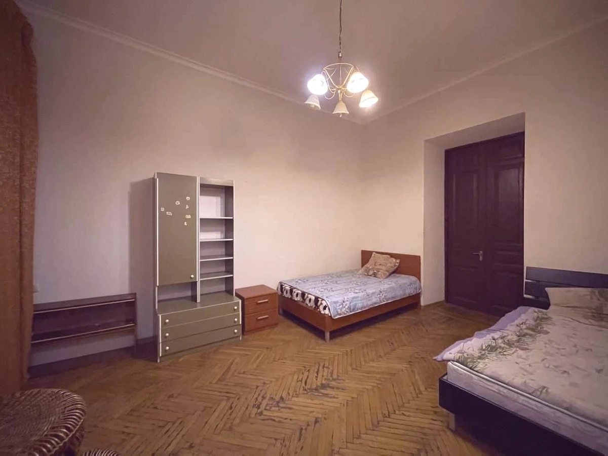 Продаж квартири. 4 rooms, 124 m², 2nd floor/4 floors. 10, Большая Арнаутская ул., Одеса. 