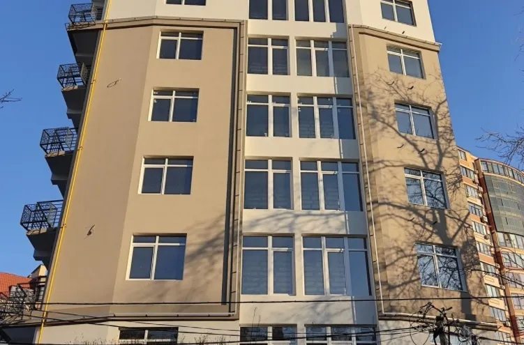 Продаж квартири. 2 rooms, 61 m², 7th floor/8 floors. 13, Сегедская ул., Одеса. 