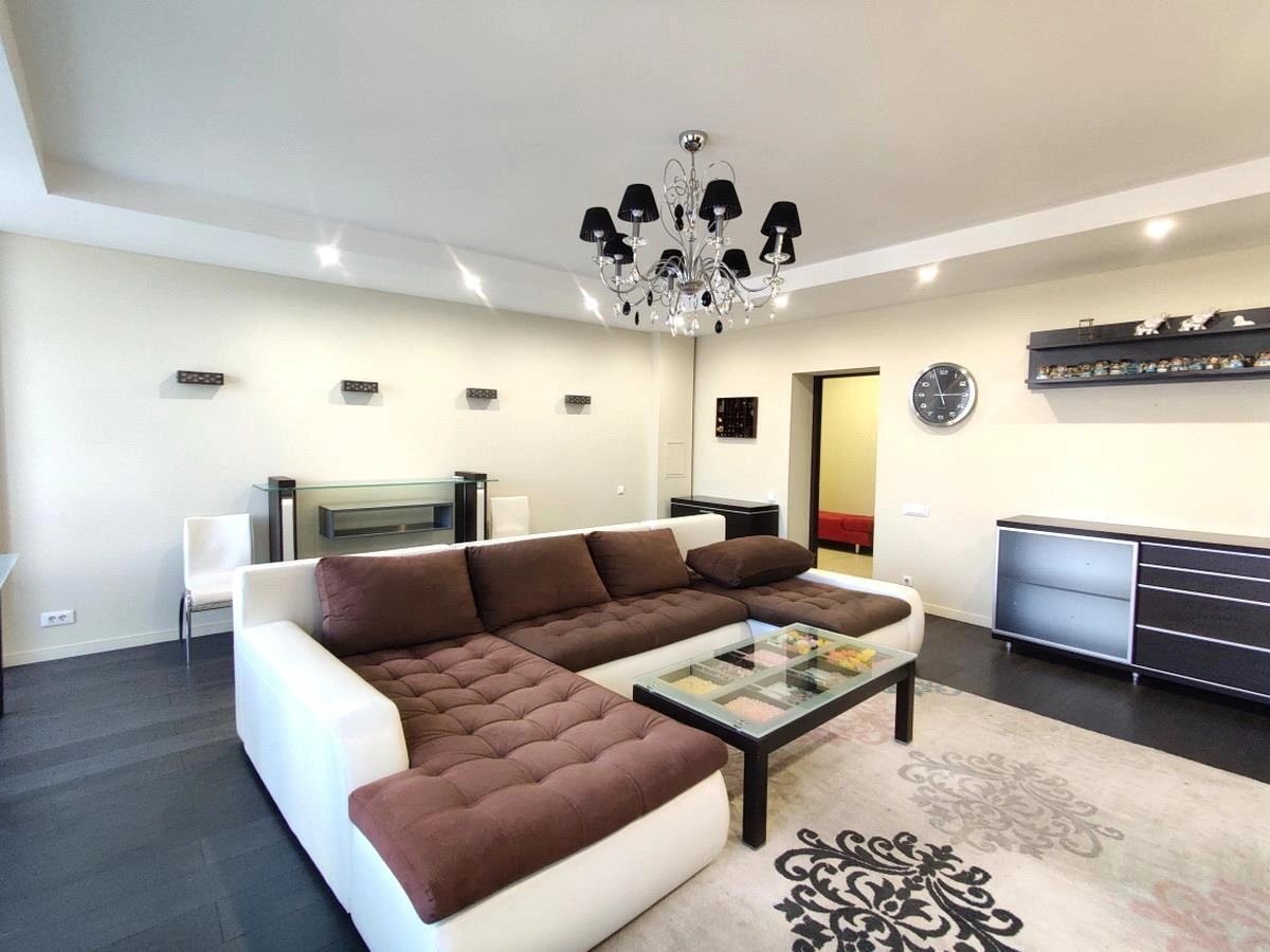 Продаж квартири. 4 rooms, 162 m², 4th floor/9 floors. 54, Французский б-р, Одеса. 