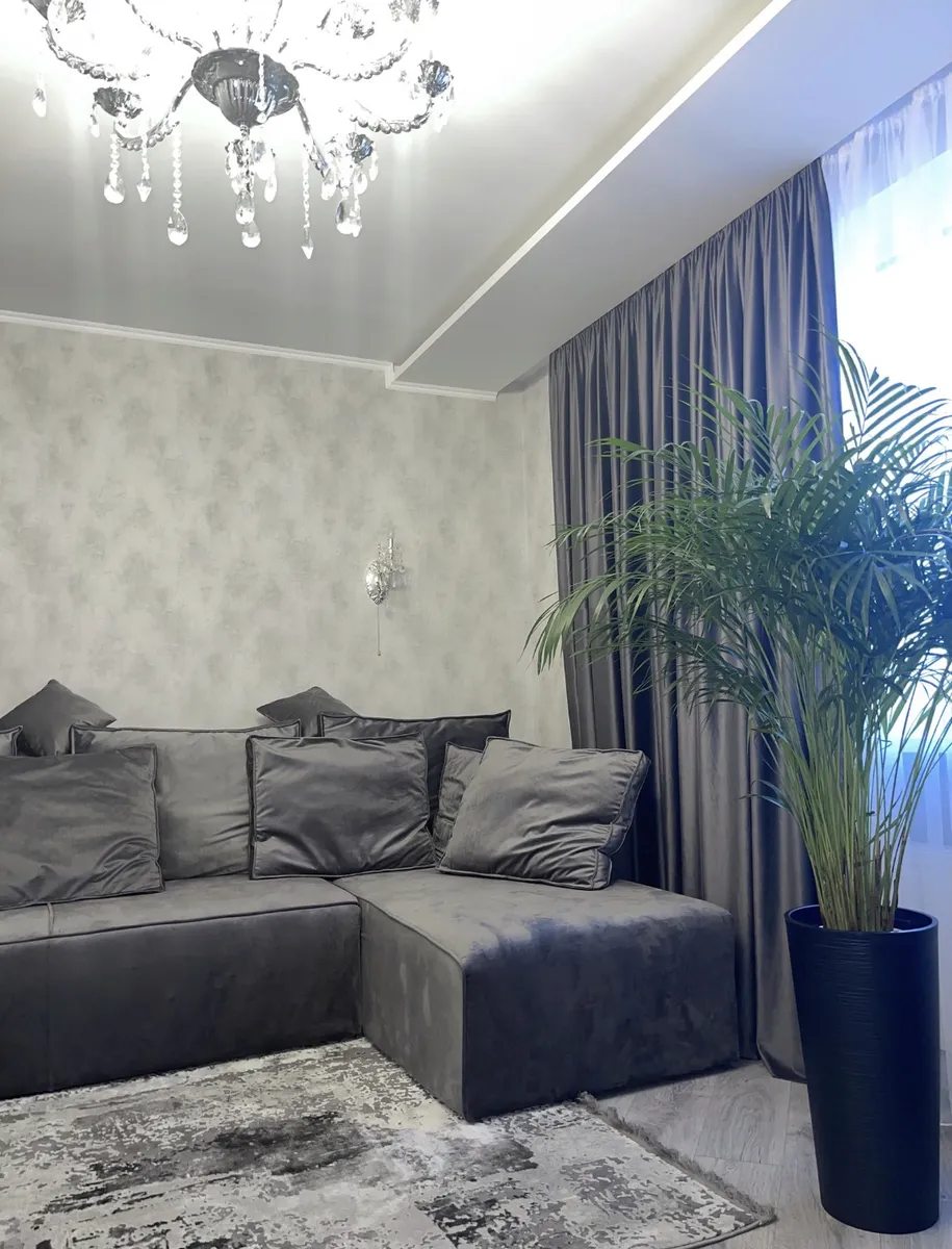 Продаж квартири. 2 rooms, 60 m², 11 floor/19 floors. 1, Жемчужная ул., Одеса. 