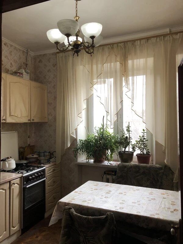 Apartments for sale. 2 rooms, 54 m², 2nd floor/5 floors. 6, Uspenskaya ul., Odesa. 