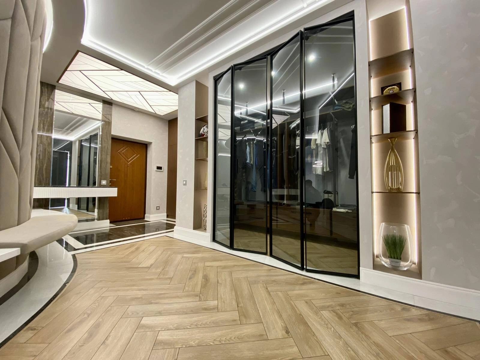 Продаж квартири. 3 rooms, 125 m², 9th floor/20 floors. 2, Мореходный пер., Одеса. 