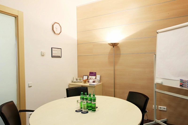 Продажа офиса. 1 room, 10 m², 2nd floor/4 floors. 25, Сагайдачного Петра 25, Киев. 