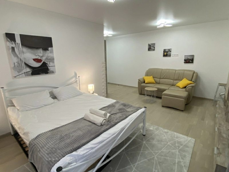 Apartment for rent. 2 rooms, 70 m², 9th floor/10 floors. 14, Sobornaya, Vyshnevoe. 