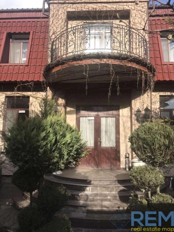 House for sale. 5 rooms, 340 m², 2 floors. 16, Tenystaya, Odesa. 