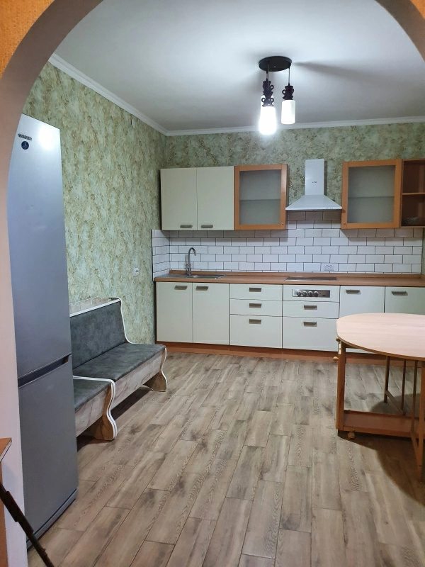 House for sale. 2 rooms, 50 m², 1 floor. Druzhby, Kyiv. 