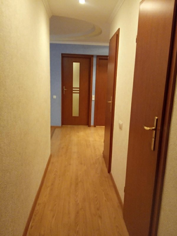 Apartments for sale. 3 rooms, 76 m², 6th floor/16 floors. Khortytskoe shosse, Zaporizhzhya. 