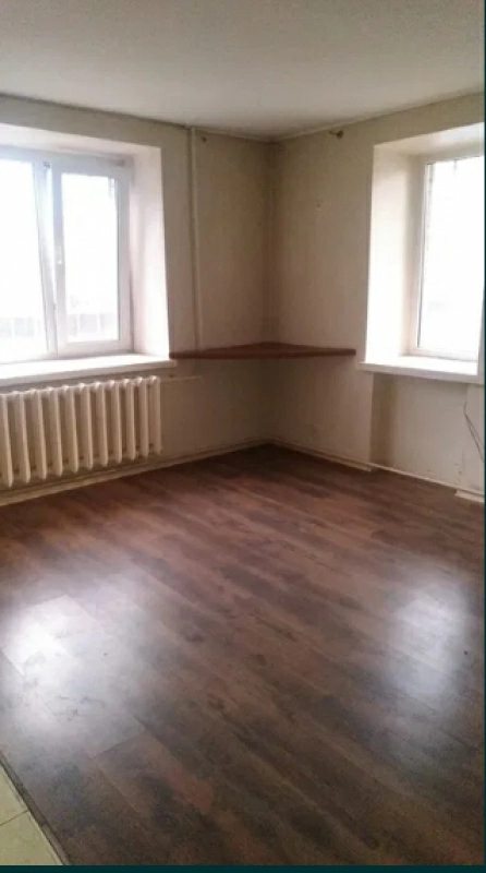 Apartments for sale. 2 rooms, 52 m², 2nd floor/14 floors. 13, Nezavysymosty, Brovary. 