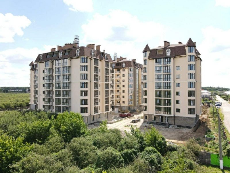 Apartments for sale. 2 rooms, 80 m², 8th floor/8 floors. 7, Moldavska 7, Kyiv. 