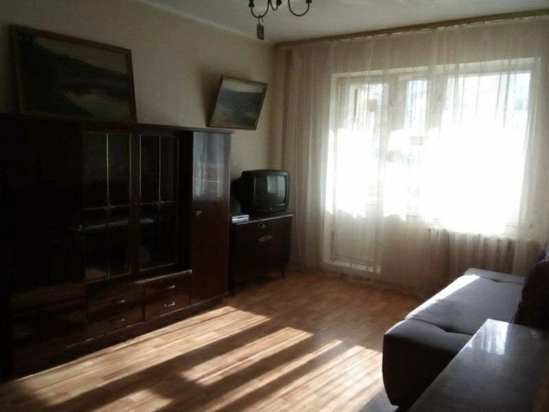 Apartments for sale. 1 room, 34 m², 5th floor/9 floors. 51, Sumhaytskaya, Cherkasy. 