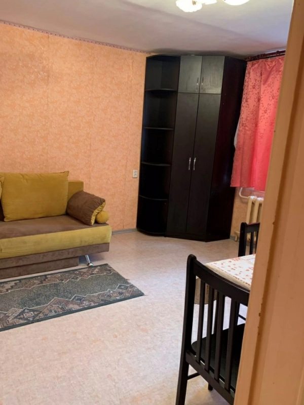 Продаж квартири. 1 room, 31 m², 2nd floor/5 floors. 3, Лукьянова, Черкаси. 