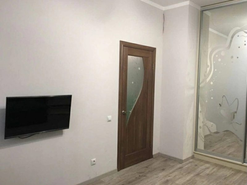 Продаж квартири. 1 room, 34 m², 5th floor/10 floors. 90, Шевченка, Черкаси. 