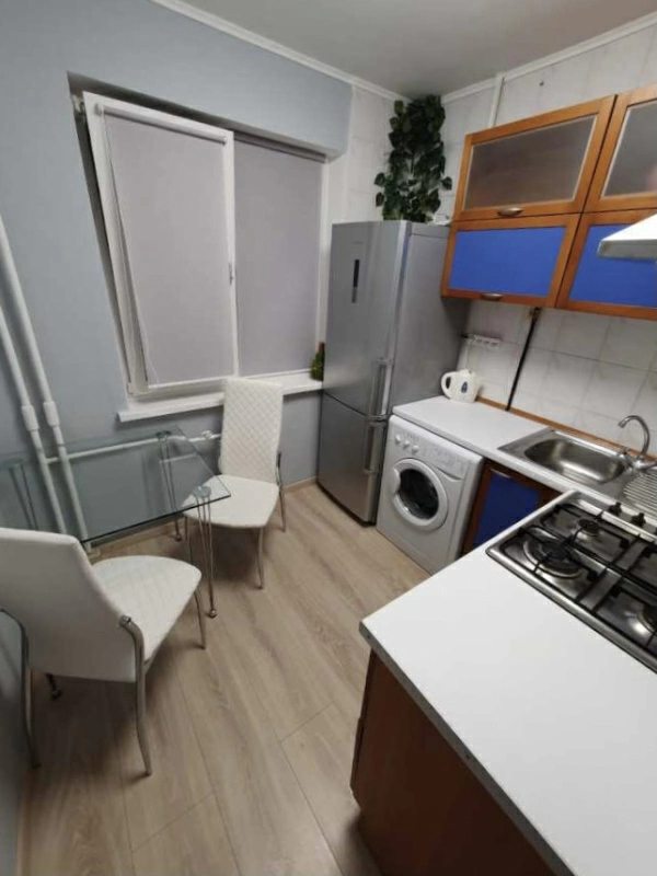 Apartments for sale. 2 rooms, 45 m², 3rd floor/5 floors. 157, Samoylo Koshky, Cherkasy. 