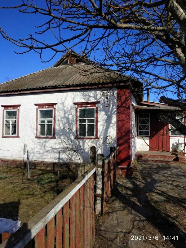 House for sale. 4 rooms, 63 m², 1 floor. 33, Vul. Haharina, Kaniv. 