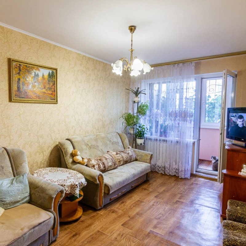 Продажа квартиры. 3 rooms, 65 m², 1st floor/9 floors. 338, Ильина, Черкассы. 