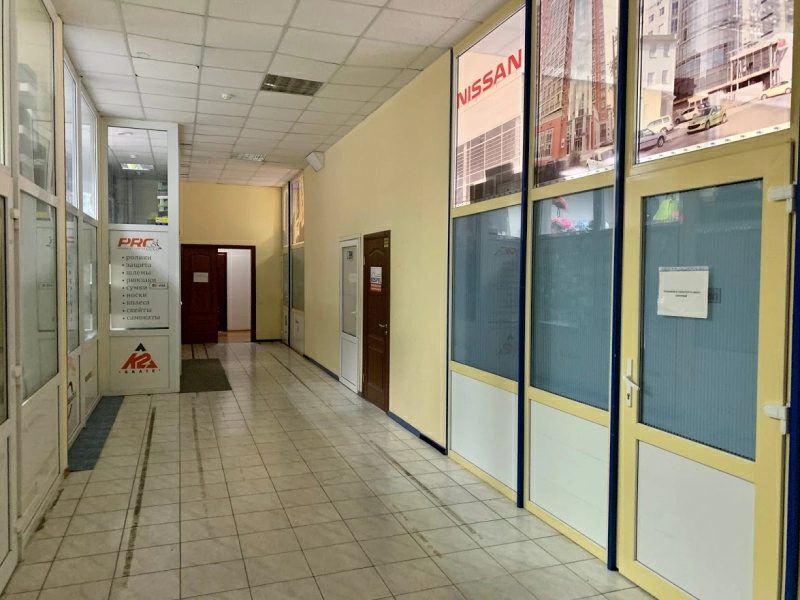 Продажа офиса. 3 rooms, 58 m², 3rd floor/4 floors. 2, Кибальчича Николая 2, Киев. 