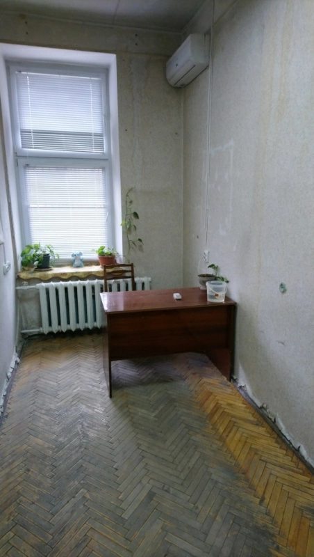 Office for rent. 1 room, 11 m², 1st floor/5 floors. 28, Popudrenka 28, Kyiv. 