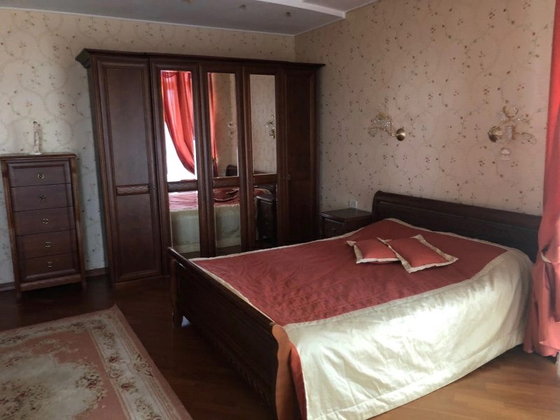 Продажа квартиры. 3 rooms, 123 m², 6th floor/10 floors. 0, Фонтанская дорога, Одесса. 