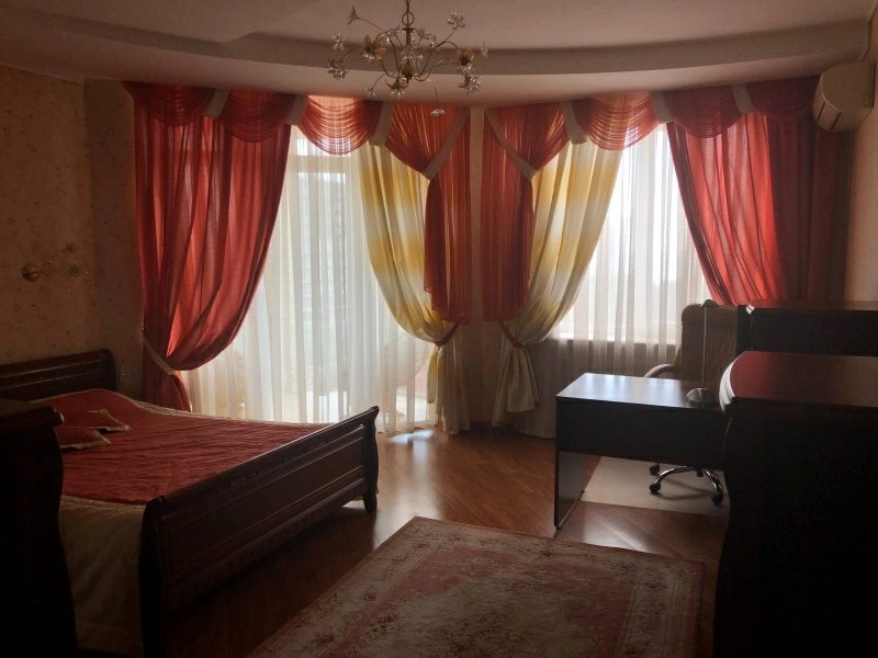 Apartments for sale. 3 rooms, 123 m², 6th floor/10 floors. 0, Fontanskaya doroha, Odesa. 
