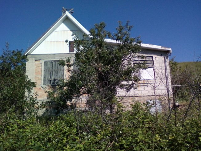 House for sale. 2 rooms, 54 m², 1 floor. Rudneva, Berdyansk. 