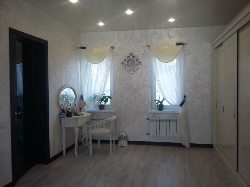 House for sale. 5 rooms, 160 m², 2 floors. 37, Erlykha, Kharkiv. 