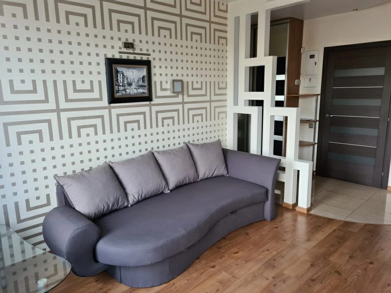 Apartment for rent. 2 rooms, 56 m², 4th floor/5 floors. 21, Druzhby Narodiv 21, Kyiv. 