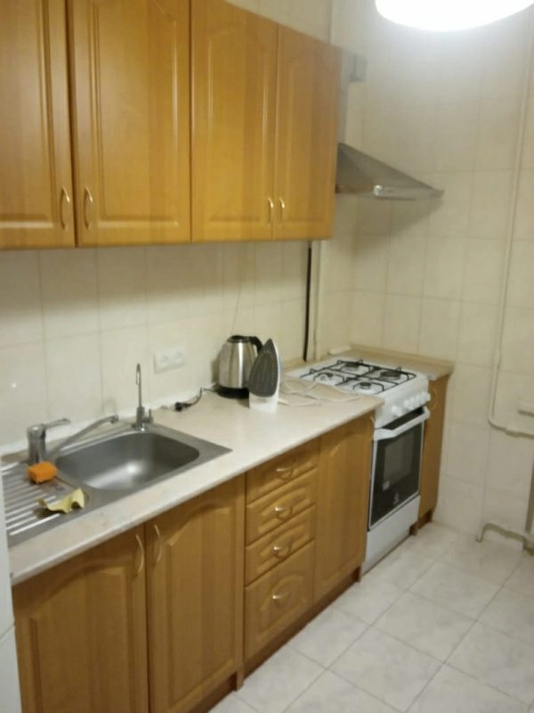 Apartment for rent. 1 room, 56 m², 2nd floor/4 floors. Darvina, Kyiv. 