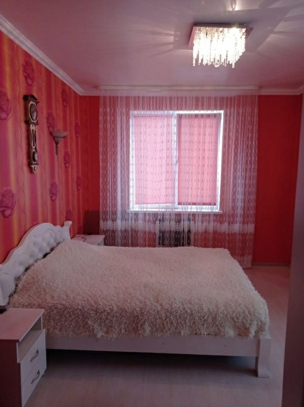 Apartments for sale. 3 rooms, 96 m², 13 floor/16 floors. Yushchenka, Vinnytsya. 