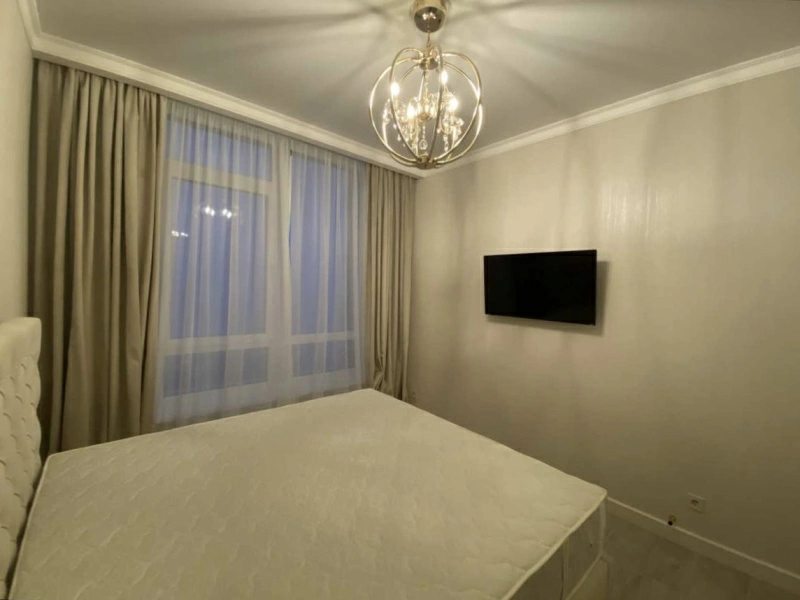 Продаж квартири. 2 rooms, 46 m², 14 floor/17 floors. 3, Дашкевича, Черкаси. 