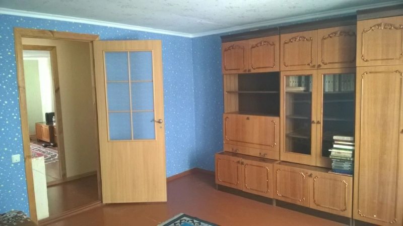 House for sale. 6 rooms, 210 m², 2 floors. Tsentr, Boryspil. 