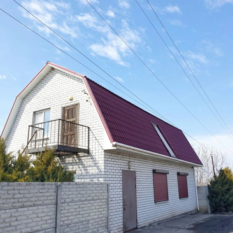 Продаж будинку. 4 кімнати, 150 m², 2 поверхи. 657, Гагарина, Новая Водолага. 