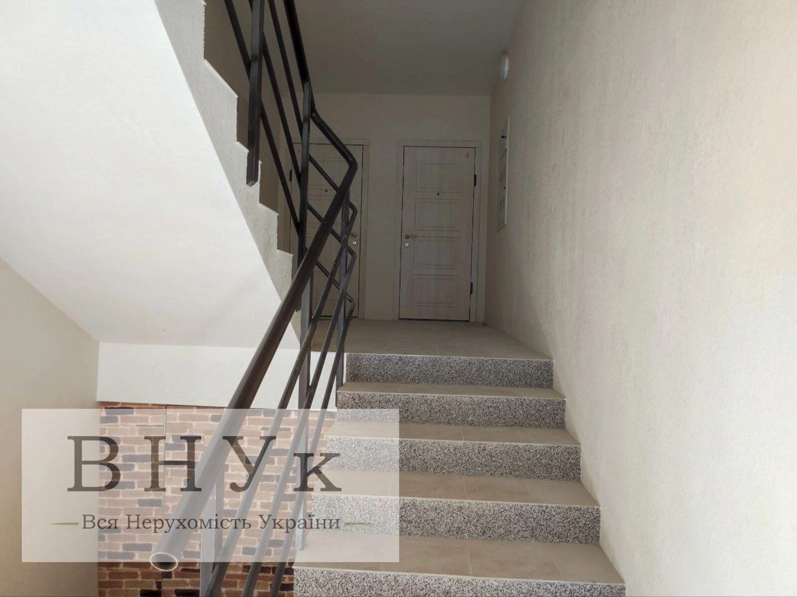 Apartments for sale 1 room, 41 m², 1st fl./3 floors. Smerykova , Ternopil. 