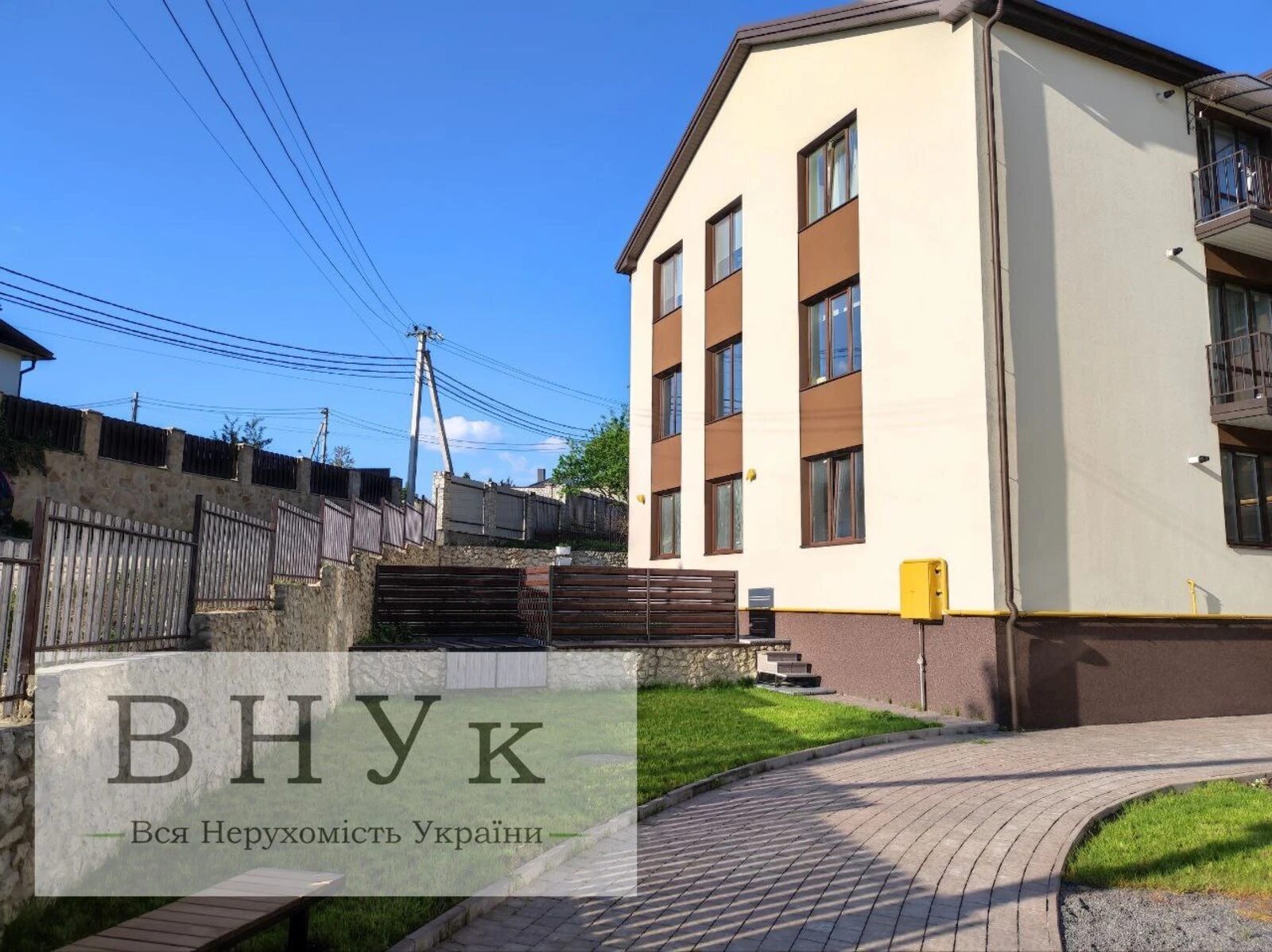 Apartments for sale 1 room, 41 m², 1st fl./3 floors. Smerykova , Ternopil. 