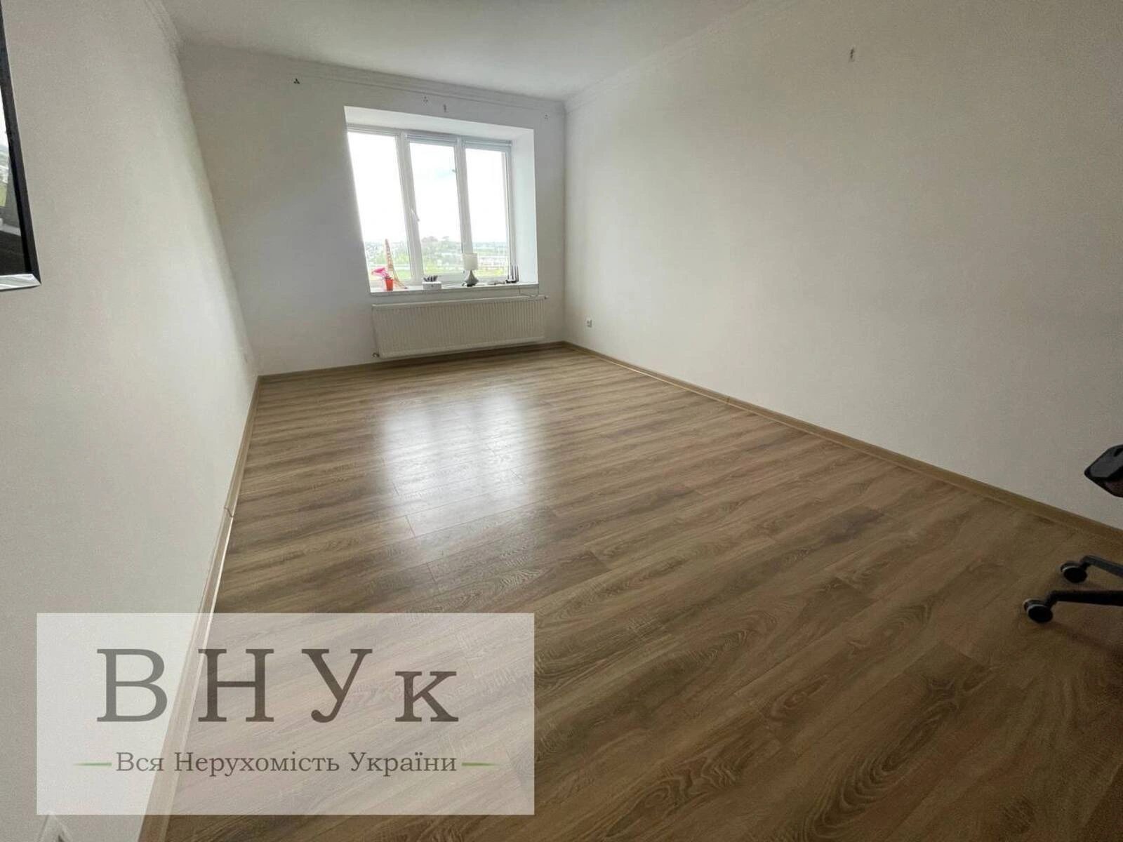 Apartments for sale 2 rooms, 73 m², 3rd fl./10 floors. Budnoho S. , Ternopil. 