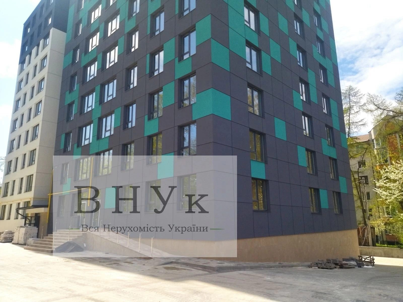 Apartments for sale 2 rooms, 55 m², 5th fl./9 floors. Chernivetska vul., Ternopil. 