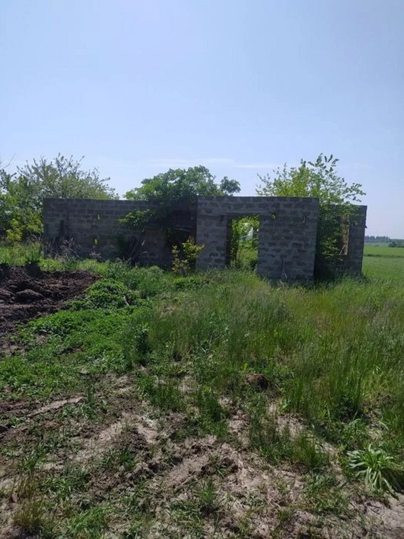 Land for sale for residential construction. Chervona Motovylivka. 